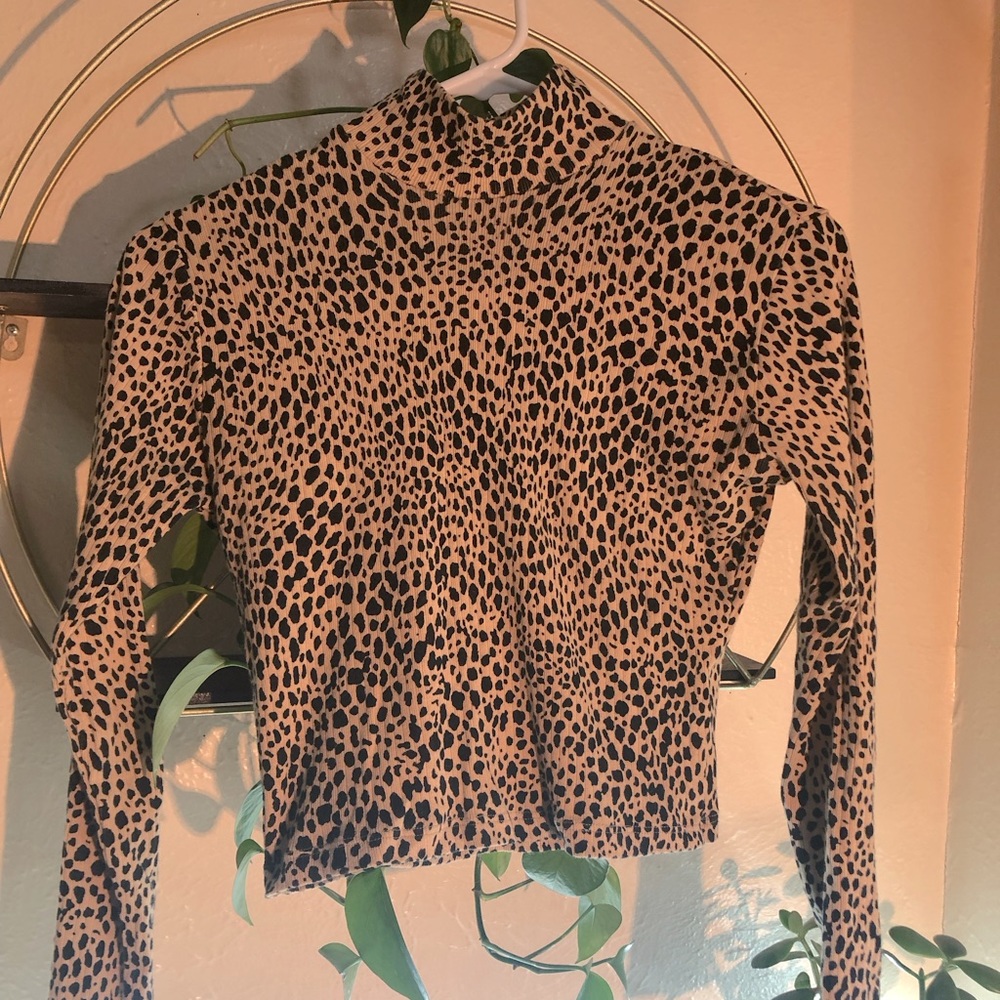 Brandy Melville turtleneck